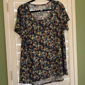 LuLaRoe mickey mouse design shirt